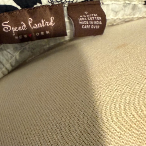 Black and white floral cotton tiered smocked lined sun dress like new - Picture 4 of 4